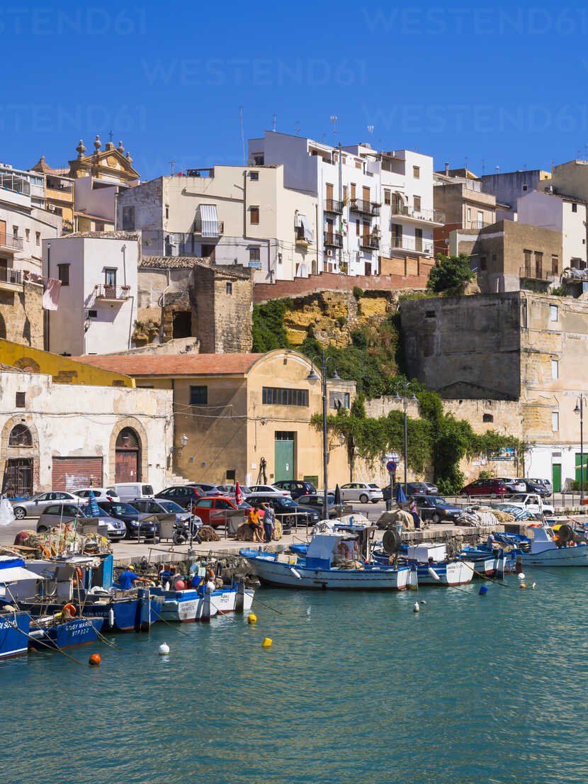 Italy Sicily Province Of Trapani Fishing Village Castellammare Del Golfo Amf Martin Moxter Westend61