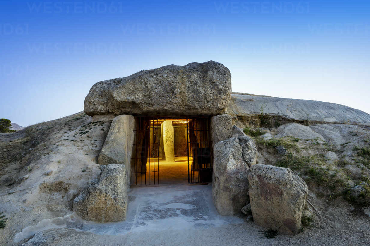 dolmen of menga