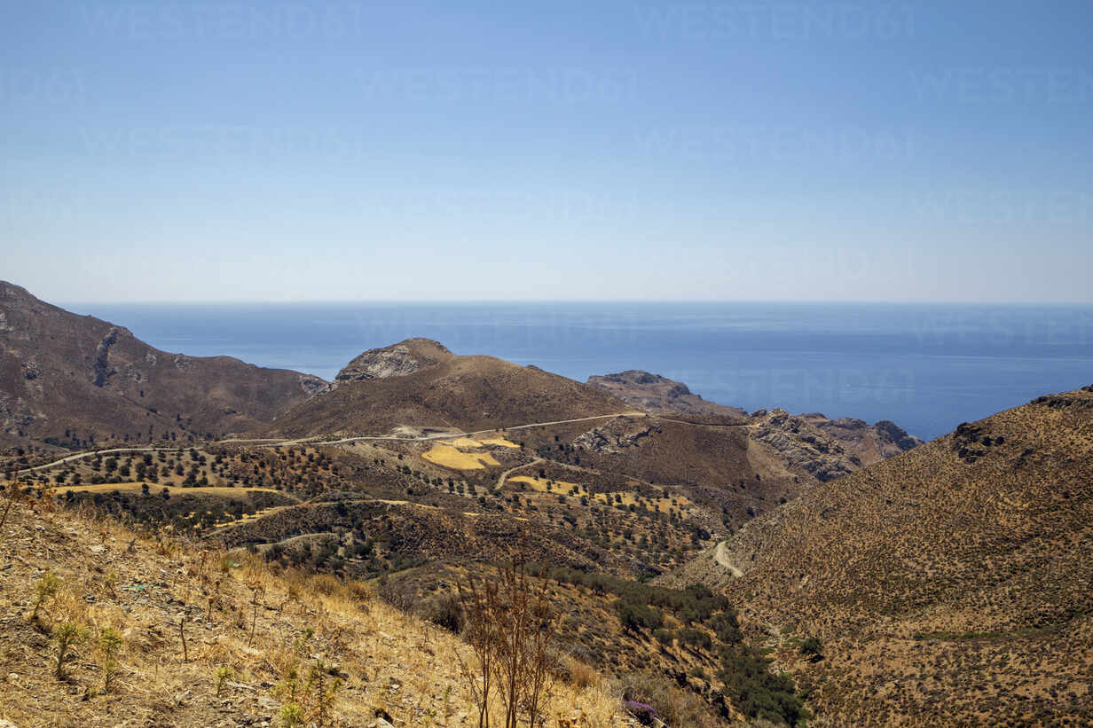 Griechenland Kreta Lentas Braune Kustenlandschaft Im Sommer Mamf Maria Maar Westend61